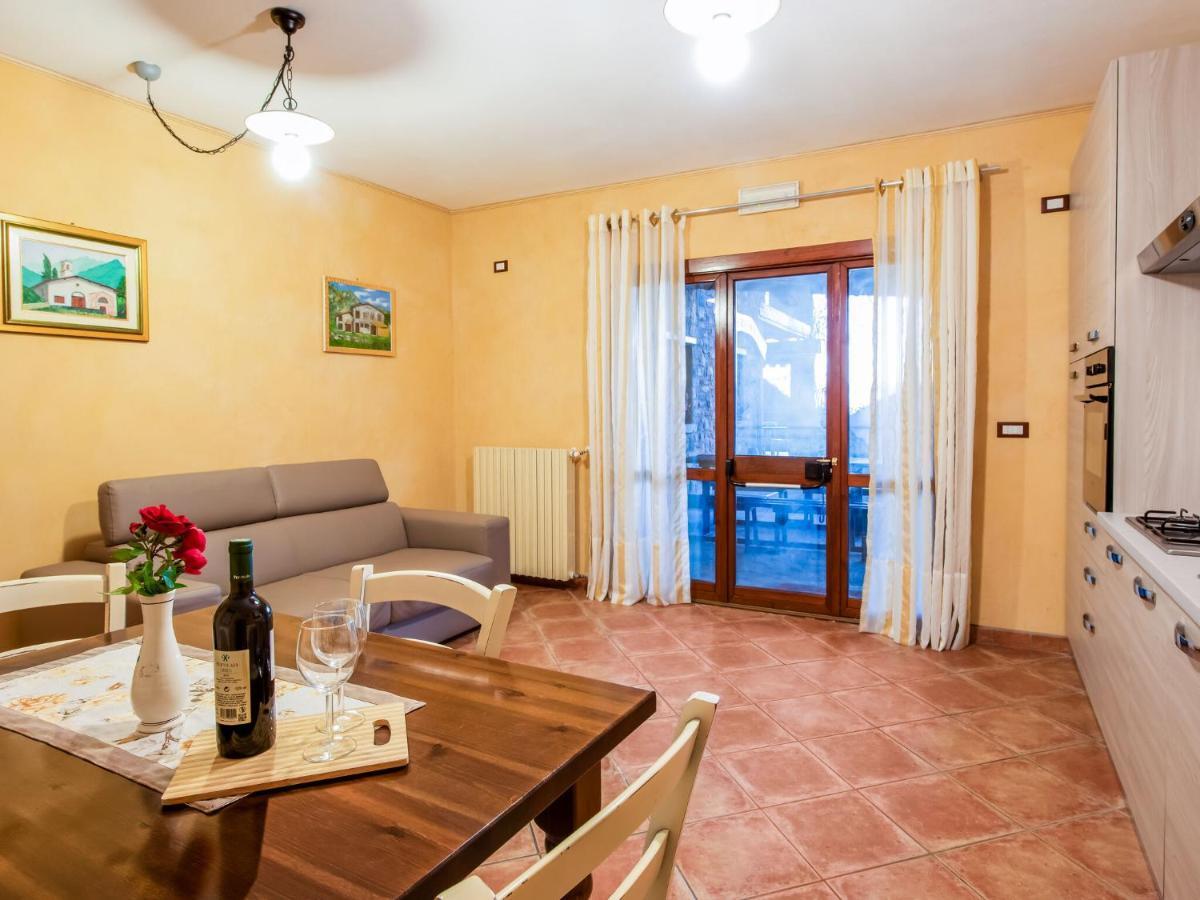 In A Green And Relaxing Atmosphere With Pool And Stunning Lake View Villa Marone Kültér fotó